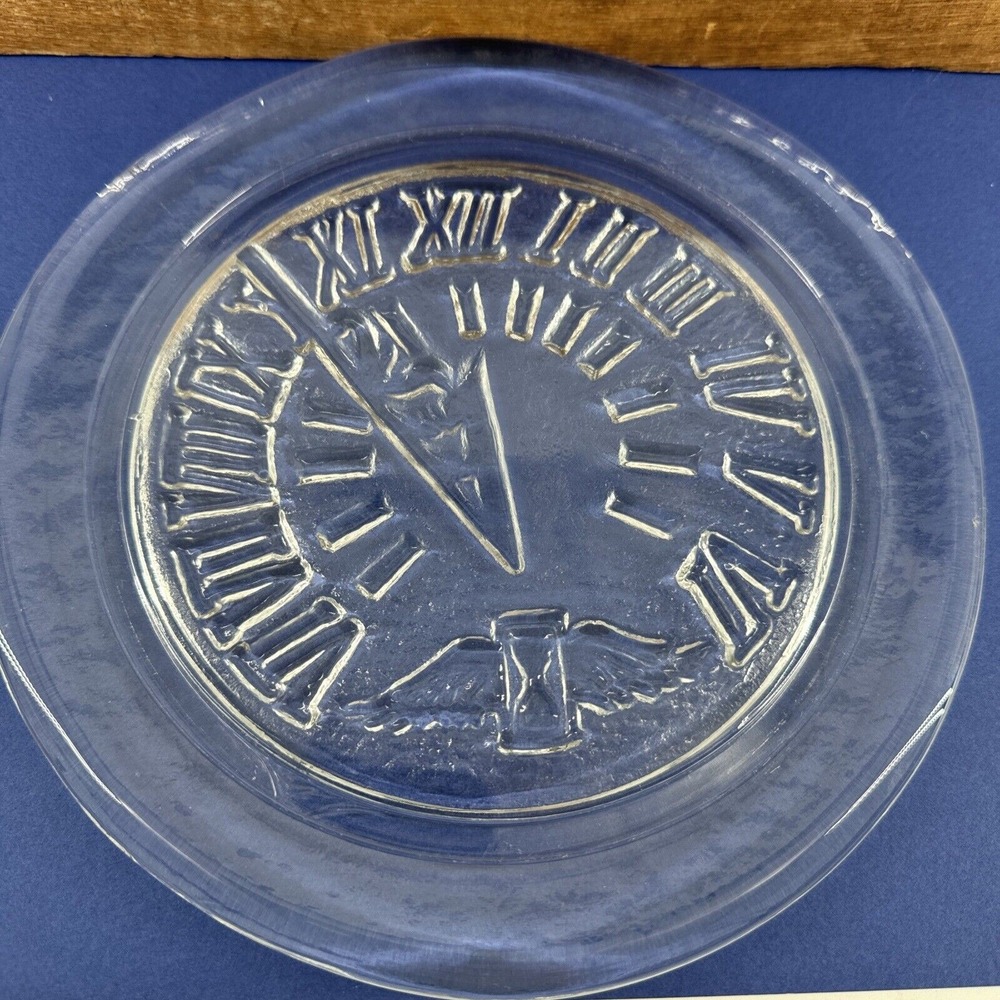 Plate Clear Glass with Sundial Design 8.25" D Vintage MCM Roman‎ Numerals